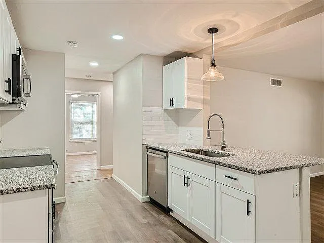 334 Shropshire Dr — Photo 7