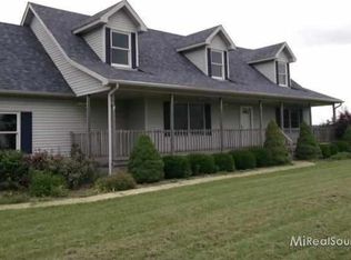 1869 Fish Lake Rd, Lapeer, MI 48446