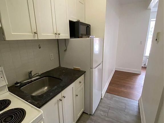4th image of 1 Triller Ave #104