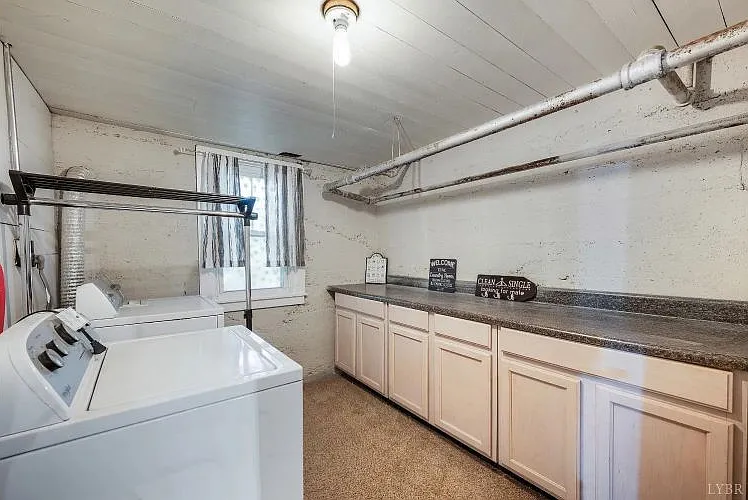 17 W Princeton Cir — Photo 10