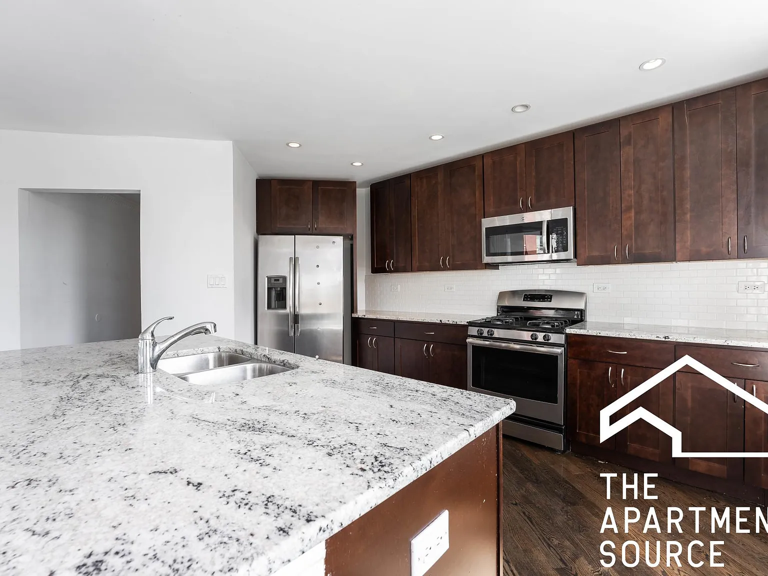 2450 N Milwaukee Ave — Photo 3