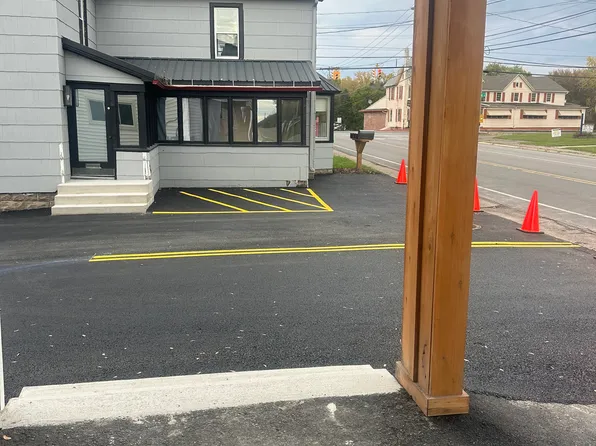 1041 Gravel Rd, Webster, NY 14580