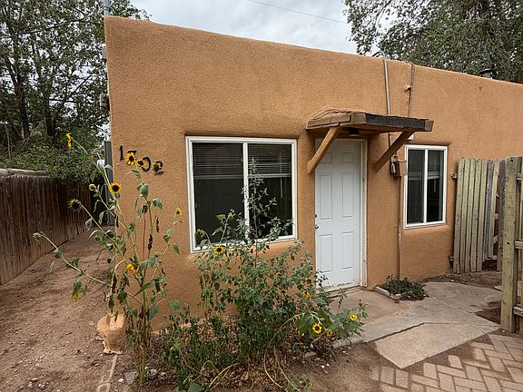 5th image of 1302 Phoenix Ave NW #1/2