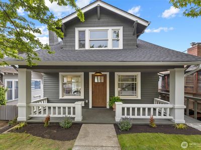2711 10th Avenue W, Seattle, WA, 98119