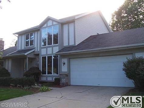 1st image of 7355 Rolling Hills Dr