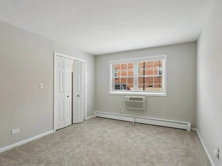 The Hinsdale — Photo 22