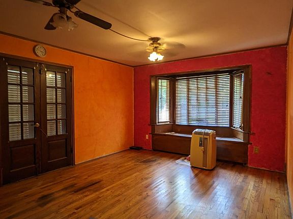 3rd image of 513 Wild Cherry Ln