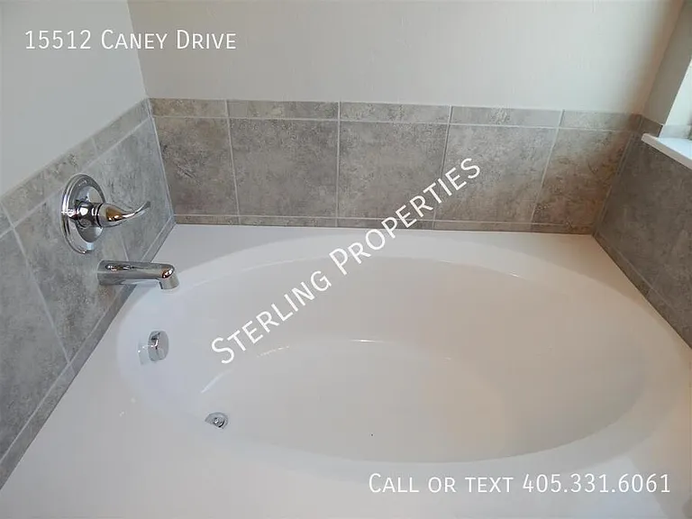 15512 Caney Dr — Photo 28