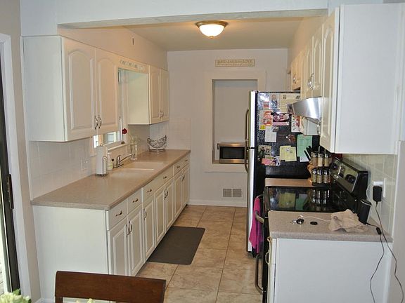 4th image of 1173 Kirk Dr SE