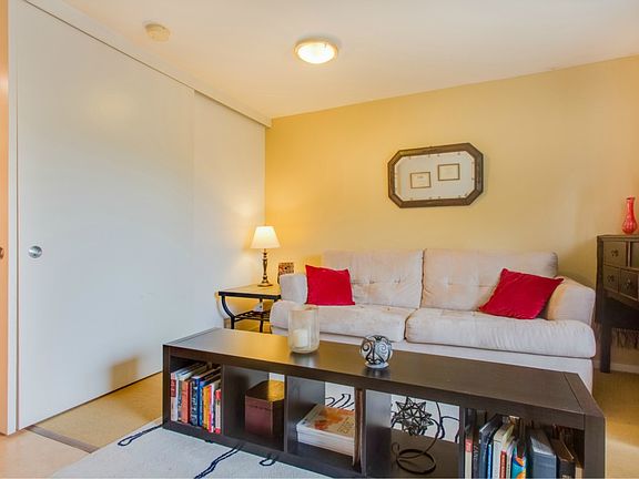 3rd image of 425 Vine St APT 501