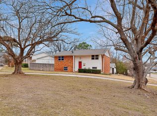 202 Senter Valley Rd, Irving, TX 75060