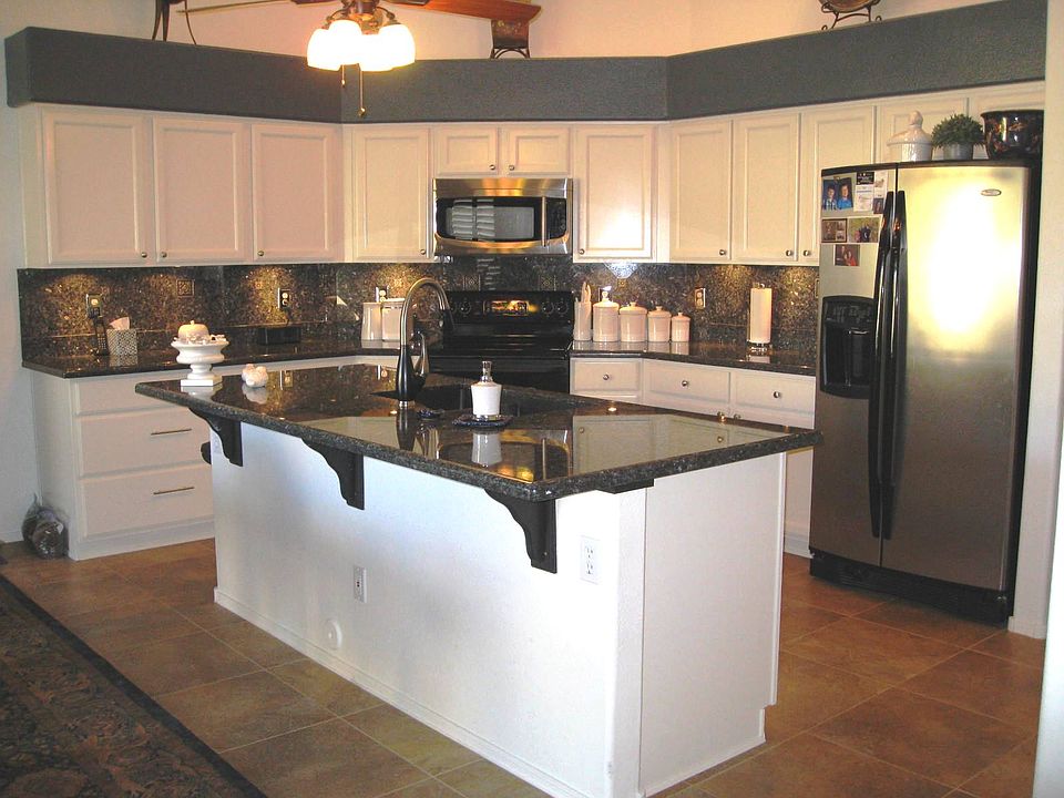 Spacious kitchen
