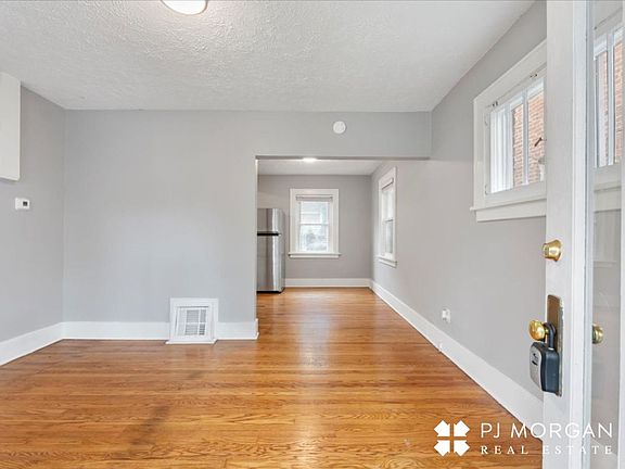 5th image of 802-804 N 48th St