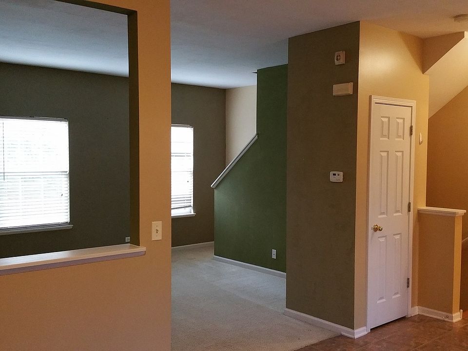 1st image of 26 Monarch Dr #A