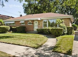 9549 Lowell Ave, Skokie, IL 60076