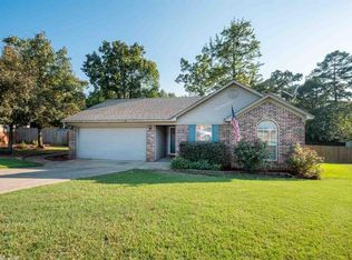 79 Zircon Dr, Maumelle, AR 72113