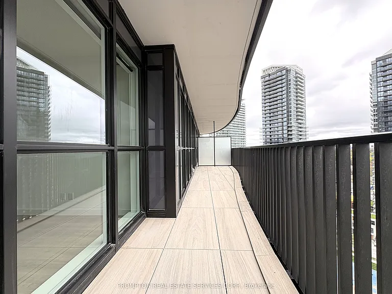 18 Esther Shiner Blvd #1816 — Photo 31