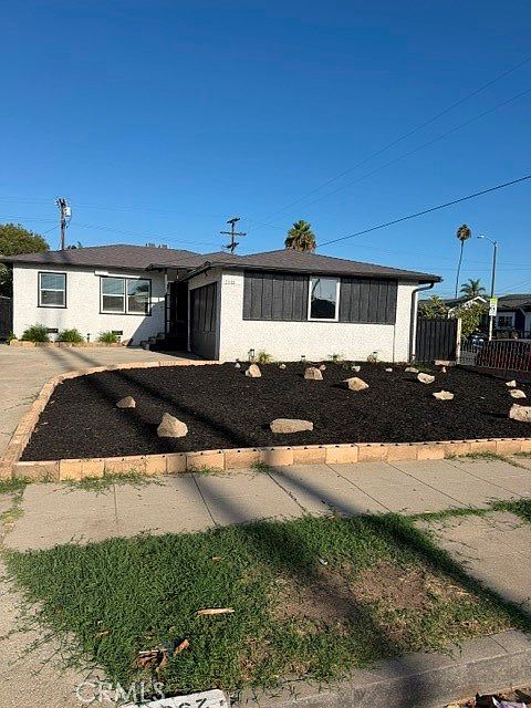 1st image of 2960 8th Ave