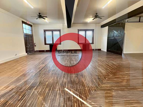 4th image of 35 E Philadelphia Ave #5