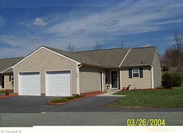 1st image of 255 Troonsway Cir