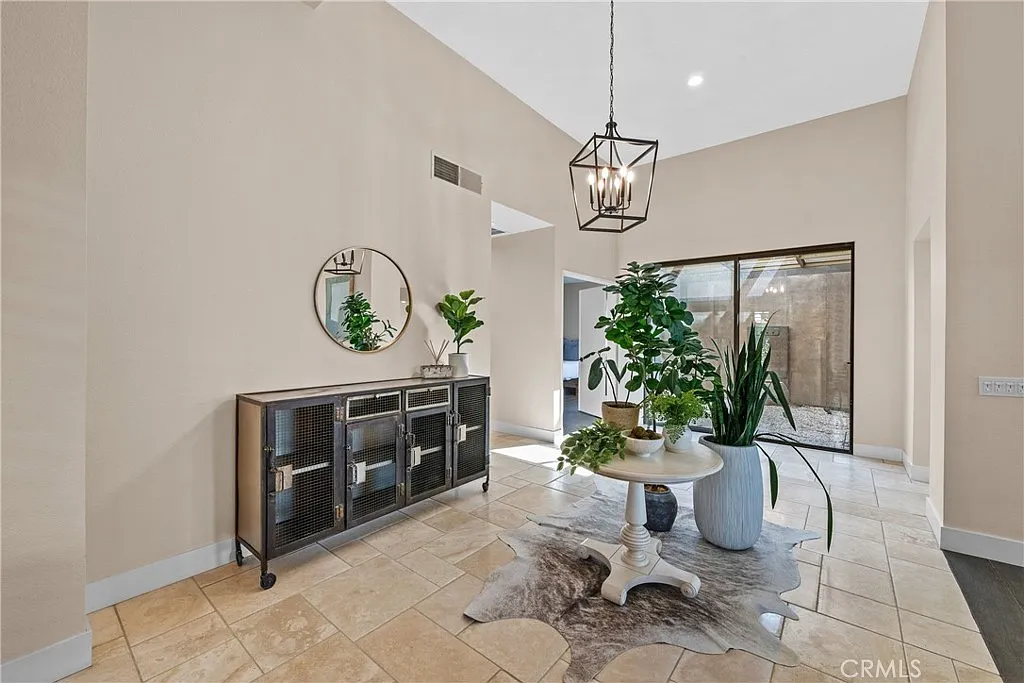 3 bed, 3.5 bath, 3031 sqft, $5,875 — Photo 3