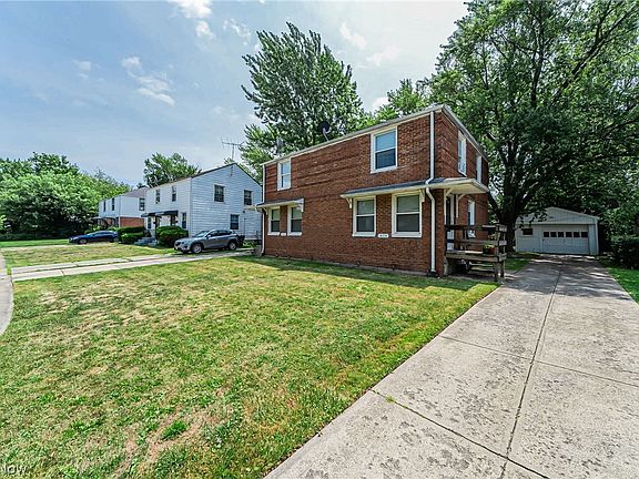 3rd image of 1458/1460 Sulzer Ave