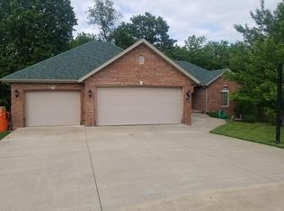 5030 S Clifton Ave, Springfield, MO 65810