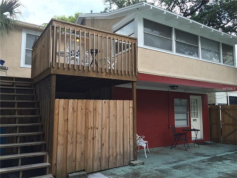 1st image of 704 1/2 Oak Ave