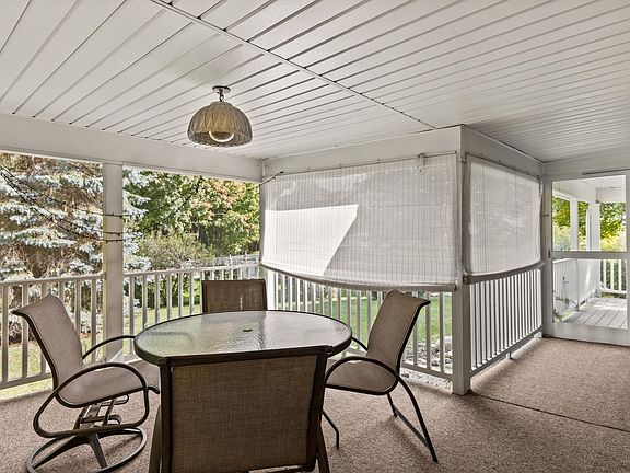5th image of 3215 Silver Farms Ln