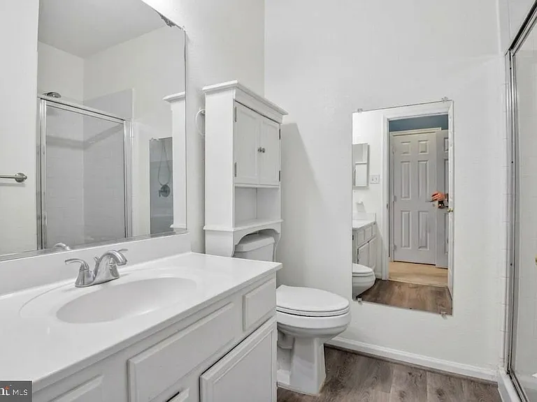 46588 Drysdale Ter #201 — Photo 24