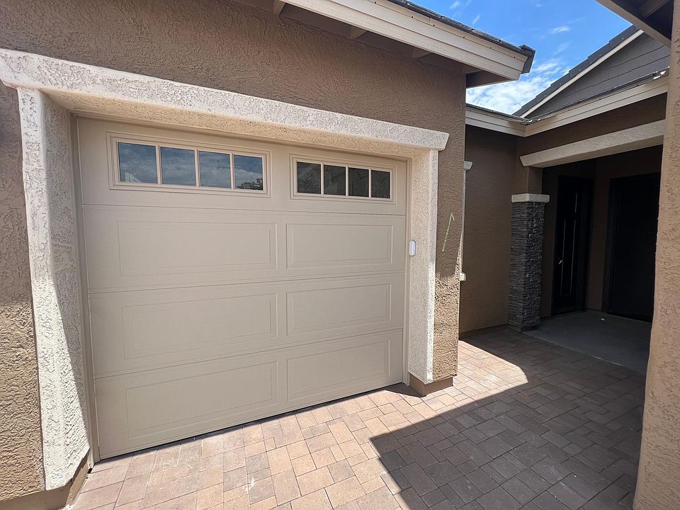 1st image of 4211 S 109th Dr