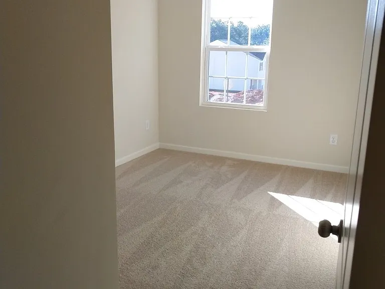 406 Erin Ct — Photo 19