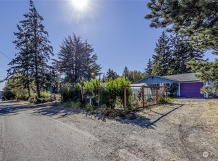 317 Thomas St, Port Townsend, WA 98368
