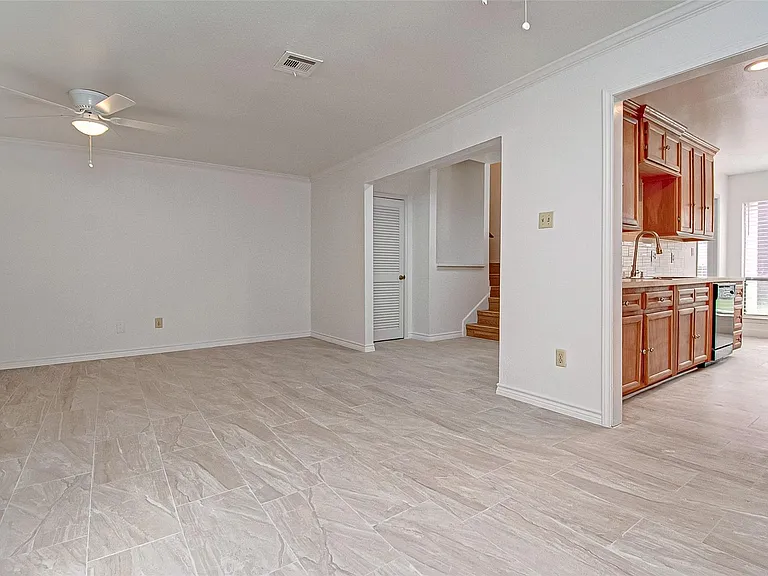 8312 Augustine Dr #D — Photo 11