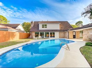 11010 Wickersham Ln, Houston, TX 77042