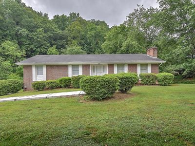 1960 Feathers Chapel Rd, Bristol, TN, 37617