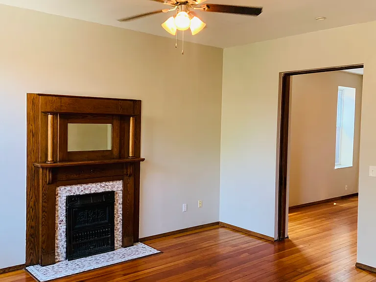 3218-20 Cherokee St #3218A — Photo 2