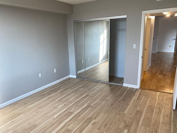 3rd image of 3740 Santa Rosalia Dr APT 210