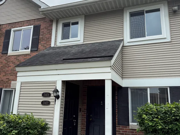 31424 Orchard Crk, Farmington, MI 48334