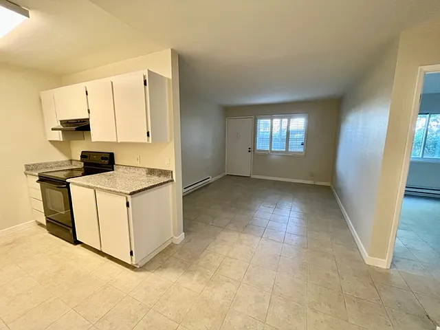 402 Boardwalk Ave #23 — Photo 6