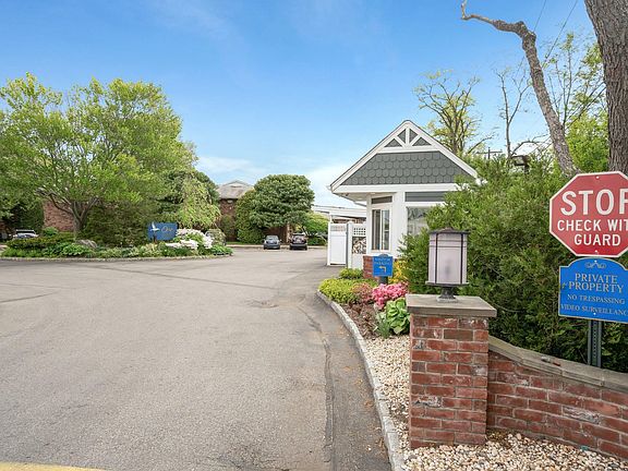 3rd image of 1 Toms Point Ln #B8-17g