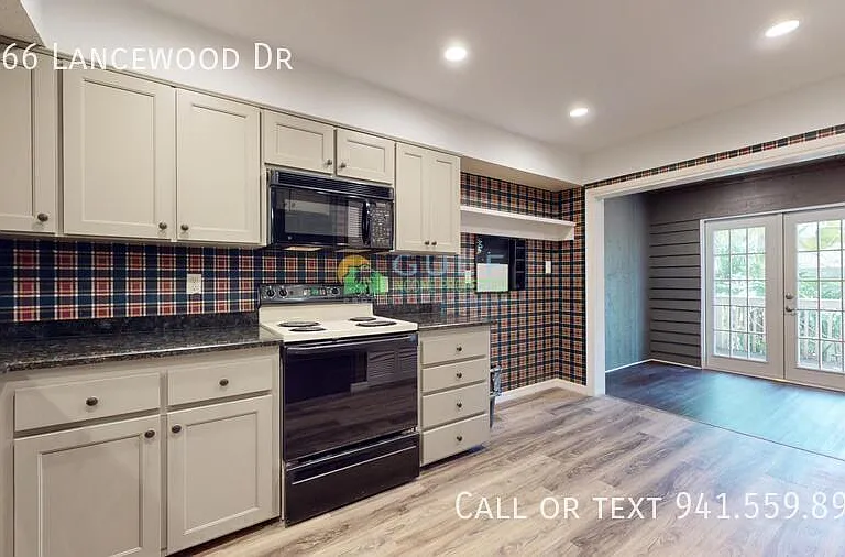 5166 Lancewood Dr — Photo 8