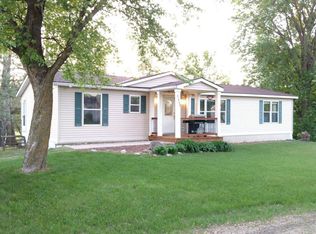 61940 133rd St, Hutchinson, MN 55350
