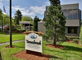 1558 NW Midlake Ln, Beaverton, OR 97006
