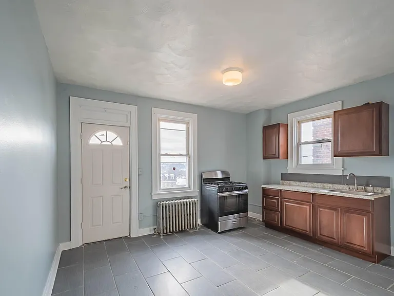 2118 Bedford Ave #2 — Photo 7