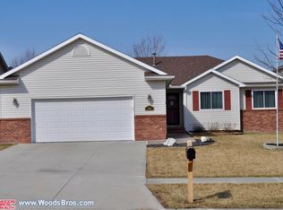 8109 S 58th St, Lincoln, NE 68516