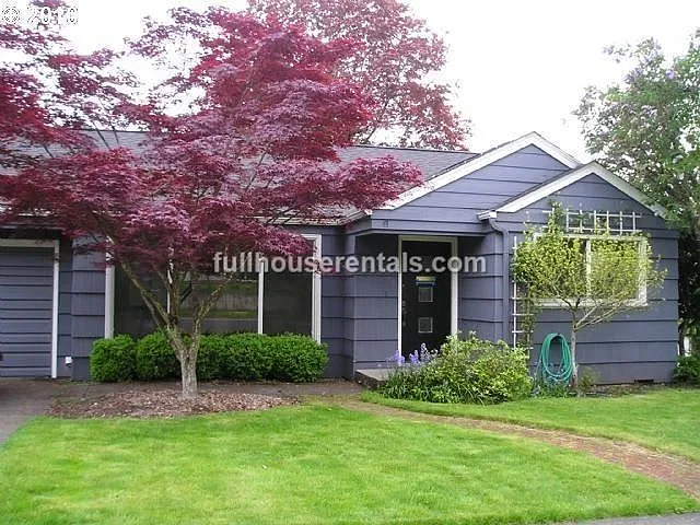 2310 Jefferson St photo 1