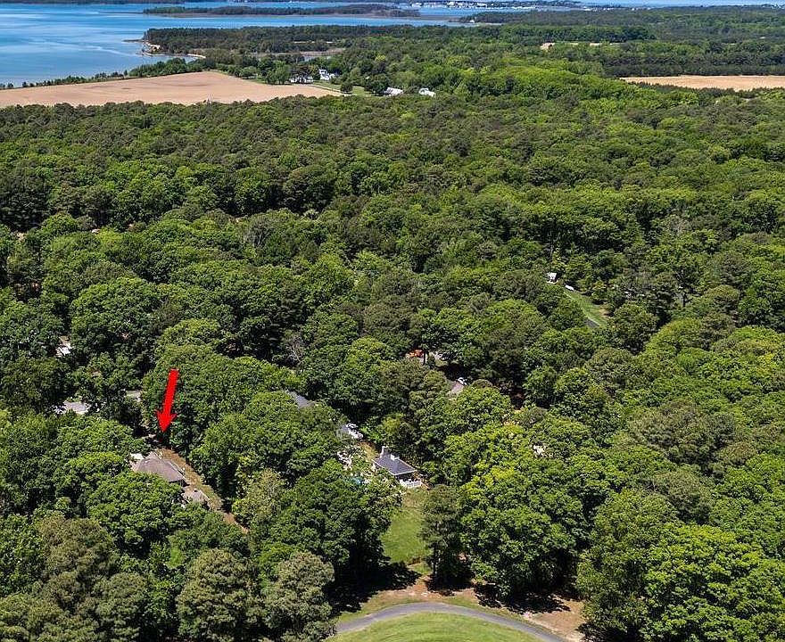 1st image of 14 Fairway Is
