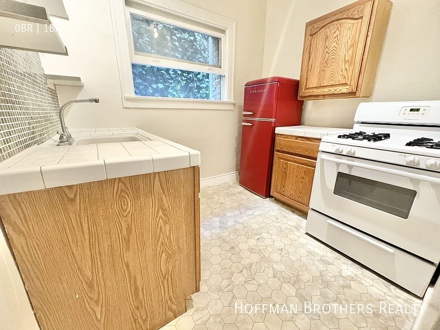 1st image of 532 S Coronado St APT 311