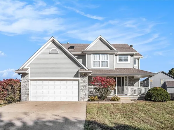 1108 Yokley Dr, Raymore, MO 64083